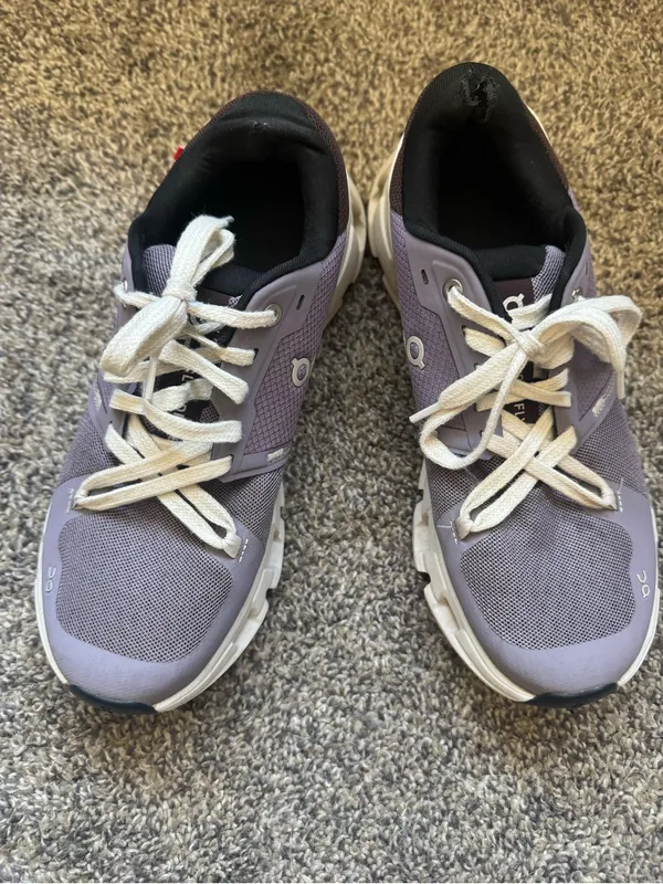 On Running Women’s Cloudflyer 4 Low Top Sneakers - Image 2
