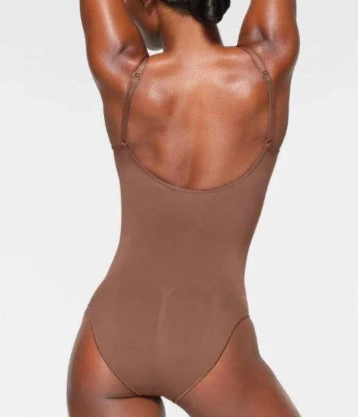 SKIMS NEW! Sculpting Bodysuit S - Image 2