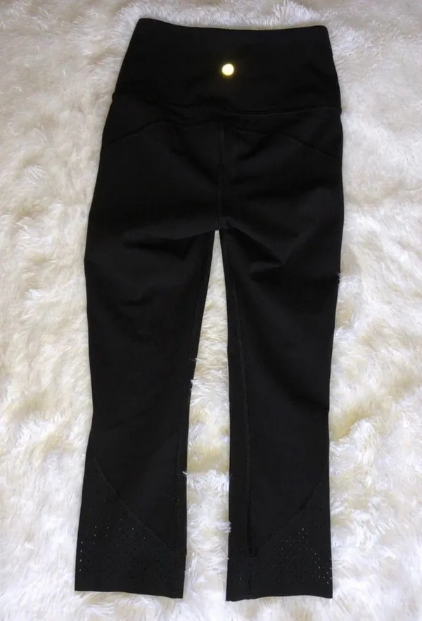 Cropped Leggings - Image 4