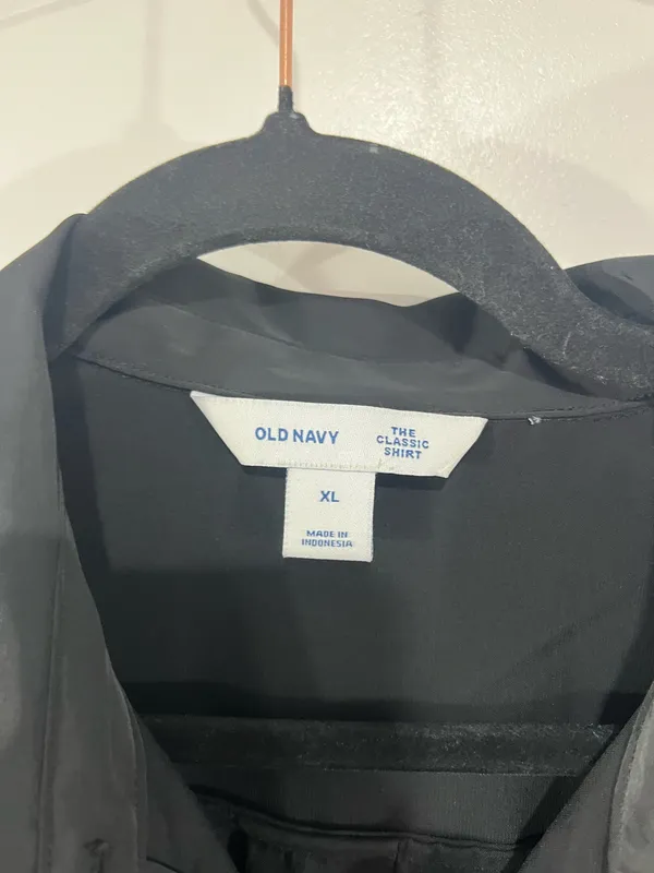 Old Navy Women’s Button up Top - Image 8
