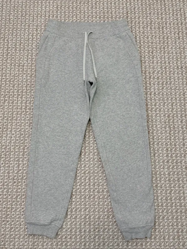 Lululemon Scuba High-Rise Jogger size 8 gray - Image 12
