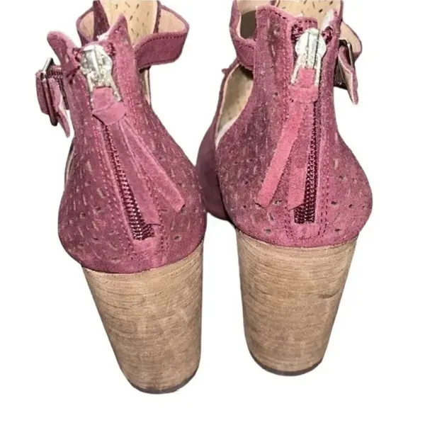 Crown Ivy Perforated Leather Burgundy Bootie(Size 9M) - Image 5