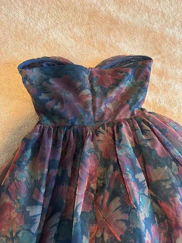 Strapless Boutique Dress - Image 4
