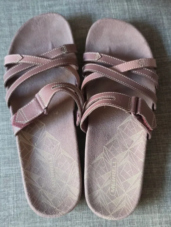Merrell slide sandals Marron suede 2 Sized Shoes size 9 & 10 - Image 2