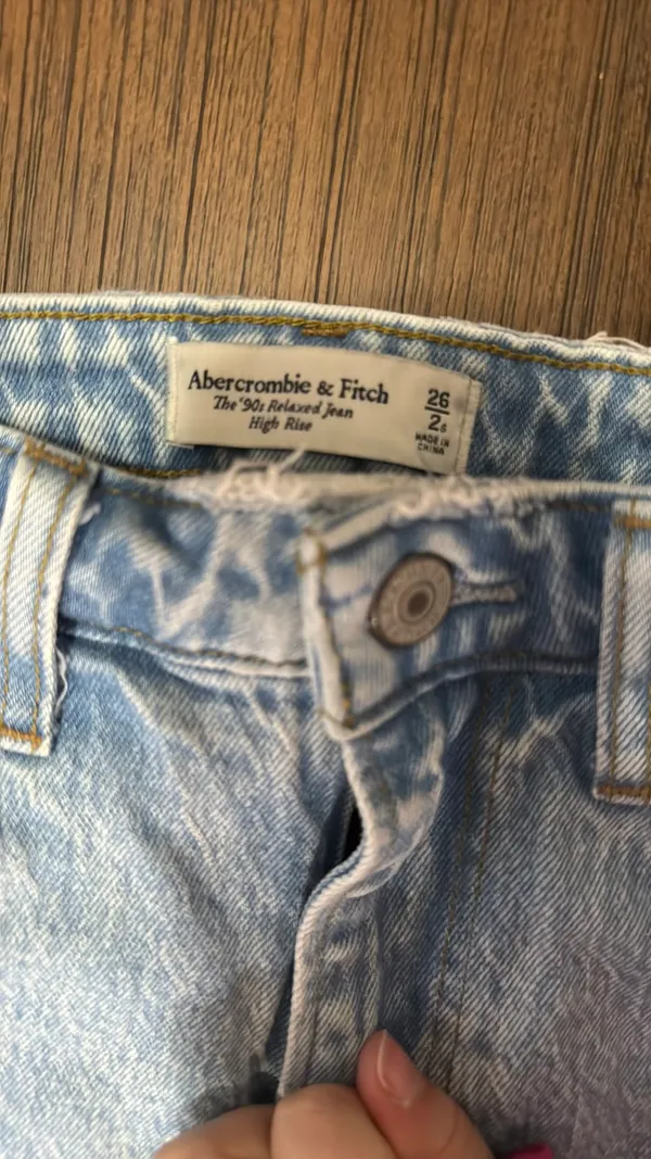 Jeans - Image 2