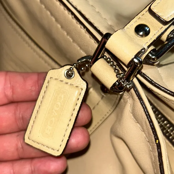 Vintage Coach Pale Yellow Beige Leather Double Handle Shoulder Bag - Image 16