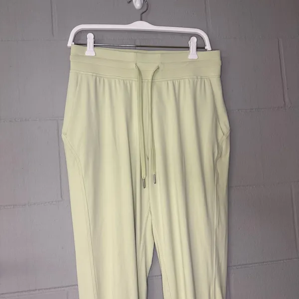 Lululemon Ready to Rulu Classic-Fit High-Rise Jogger *7/8 Length in Dewy Size 8 - Image 5