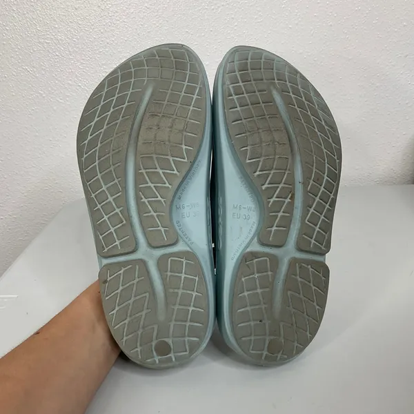 OOFOS OOahh Sport Flex Recovery Slides Blue Camo‎ Mens 6 Womens 8 EU 39 Sandals - Image 4