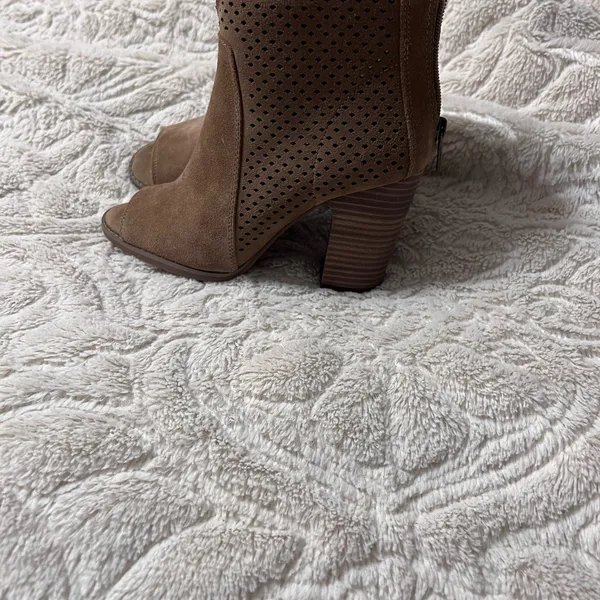 Brown booties Size 7 - Image 6
