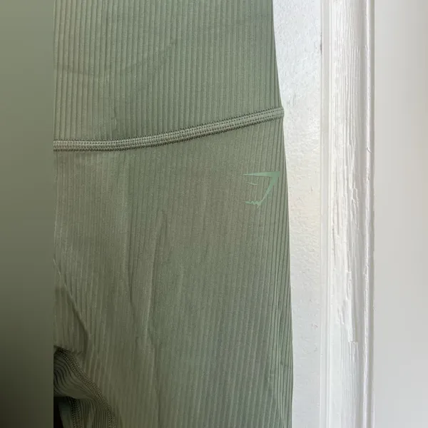 Gymshark Olive Green Directional Ribbed Leggings‎ Size XS NWT - Image 5