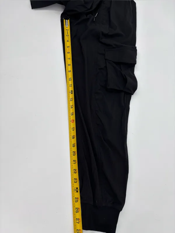 (E-576) lululemon athletica Black Cargo Joggers with Drawstring Waist - Image 10