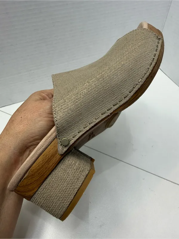 Dansko Maci Taupe Textured Leather Heeled Slide Sandals Size 36 - Image 11