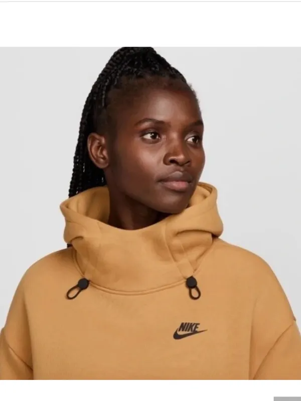 NWT!! Nike Sportswear Tech Fleece Oversized Hoodie in Flax with Black Details - Image 4