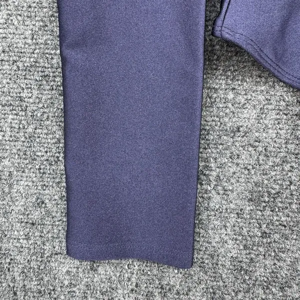 Good American Bodysuit Blue Long Sleeve Deep V Stretch Snap Closure Size 4 - Image 5