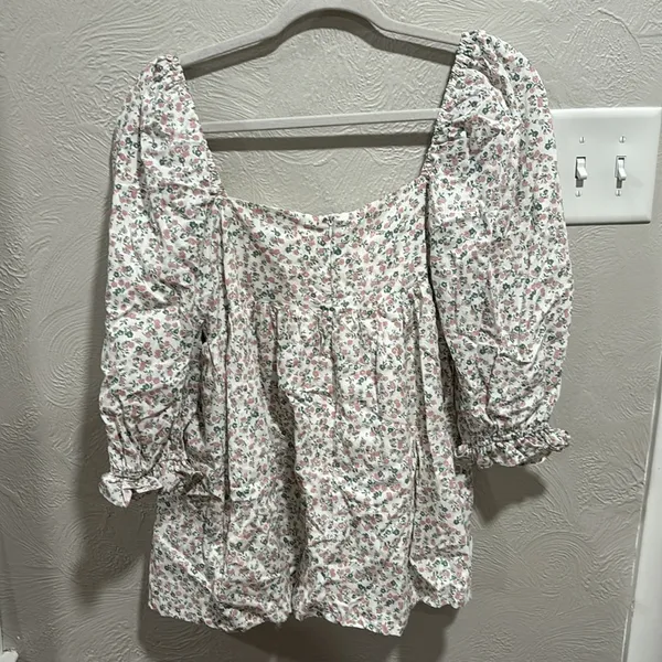 Storia Floral Print Babydoll Blouse Puff Sleeves Square Neckline Size Medium - Image 6