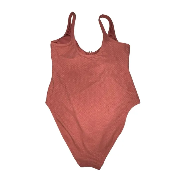 Old Navy One-Piece Swimsuit Women's Size XL Crochet New Amber Glow Salmon Resort - Image 4