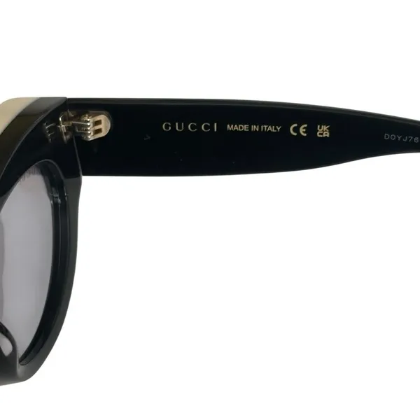 Gucci Cat Eye Crystal Sunglasses Black RARE - Image 5