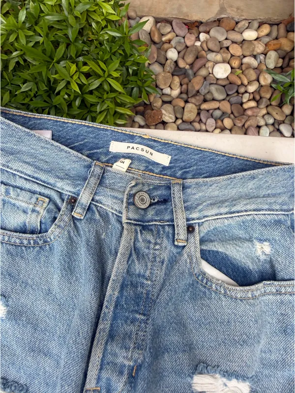 PacSun Ripped Mom Jeans - Image 2