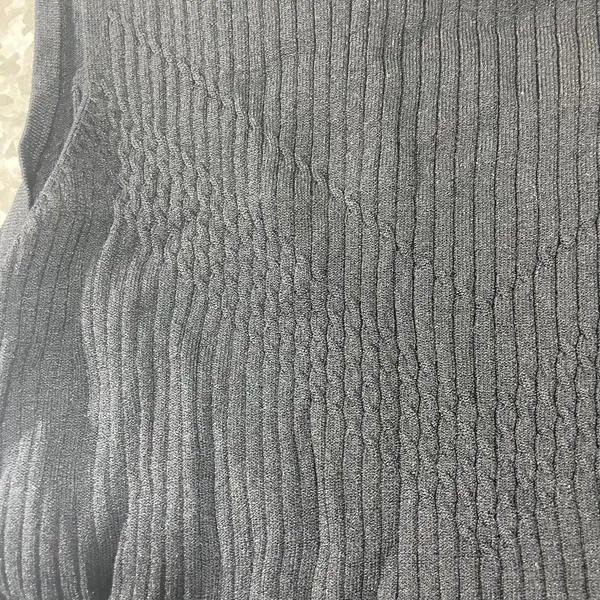 Carducci Black Ribbed Sleeveless Shell Top - Size Large - Cable Knit Accent - Image 3
