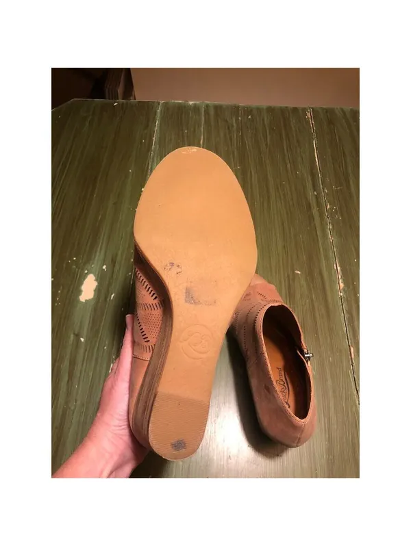 Lucky Brand EUC Women's Jaspah Lasercut Leather Upper 3.75" Wedges Size 9.5 - Image 8
