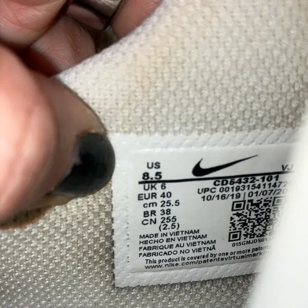 Nike 🧜‍♀️  Air Max Sneakers, 8.5 - Image 6