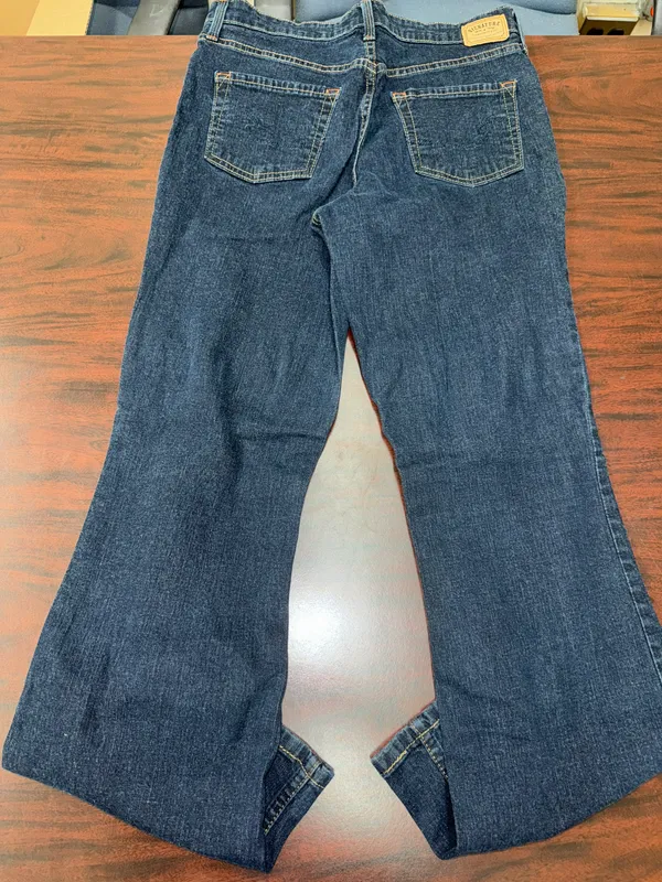 Levi's Signature At Waist Bootcut Dark Wash Denim Jeans Size 10 Short - Image 3
