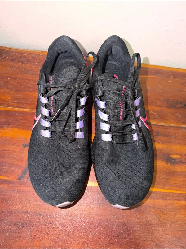 Nike Air Zoom Pegasus 38 Women's Size 9.5 - Image 4