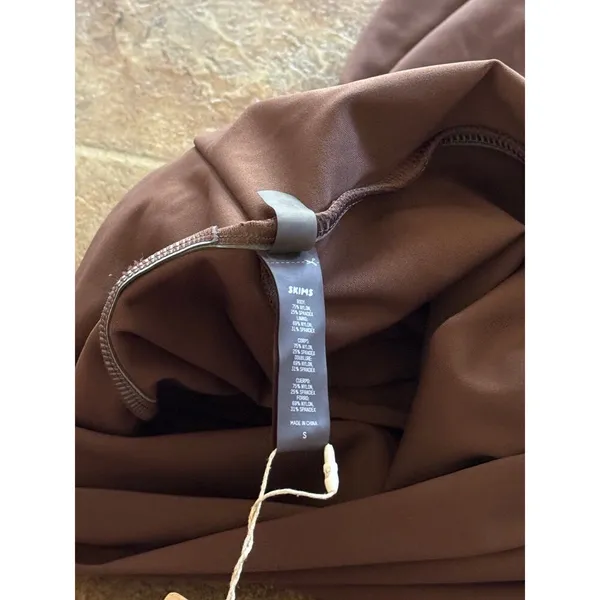 Skims Shaping Swim Long Sarong Skirt Size Small Cocoa - Image 10