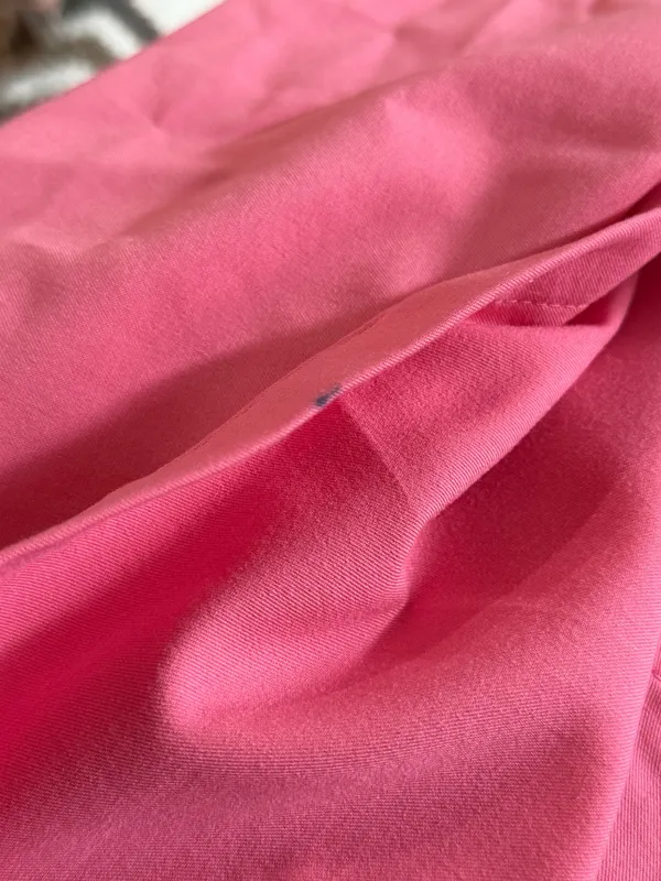 FIGS Leon Men’s Large Pink FIONx Scrub Top NWOT Hidden Pocket - Image 8