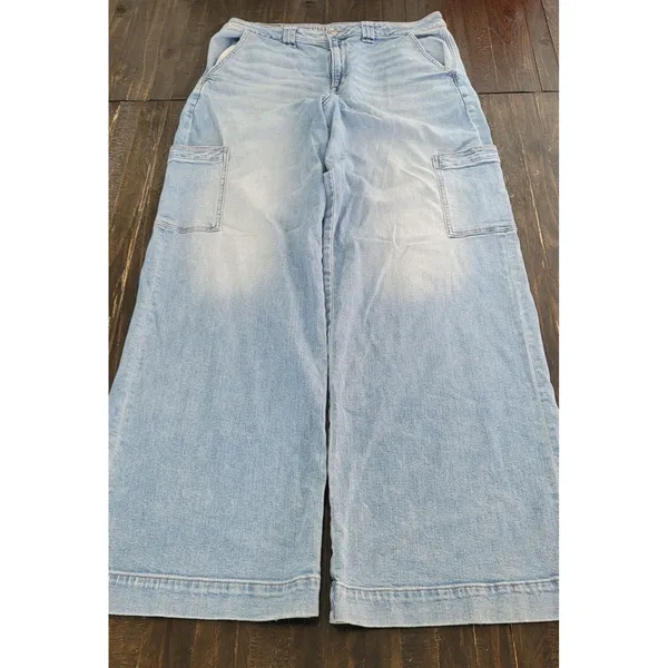 American Eagle Super High Rise Light Wash Cargo Baggy Wide Leg Jeans Womens 14 - Image 3