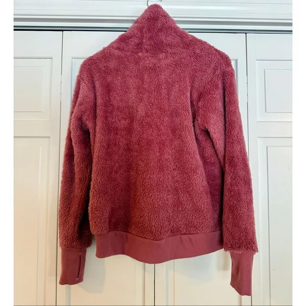 90 Degrees by Reflex pink high pile cowl neck teddy sweater small - Image 4