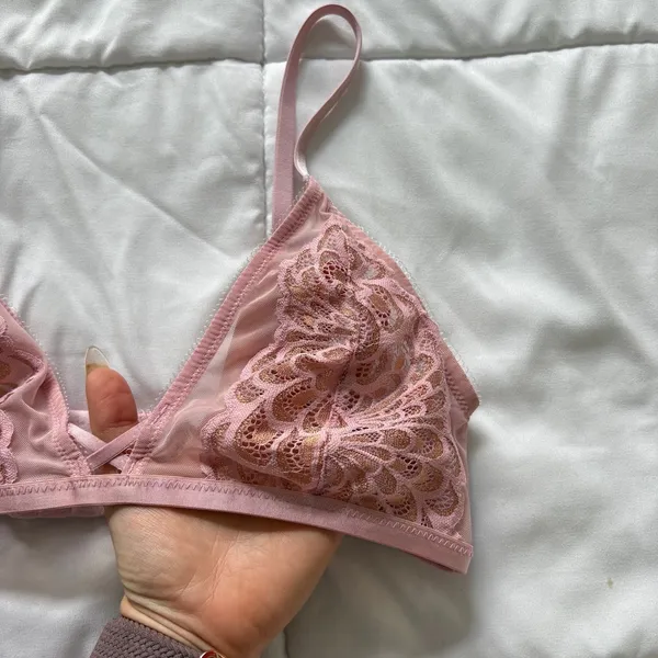 Savage X Fenty Pink Lace Unlined Triangle Bralette Large Coquette Whimsy Fairy - Image 3