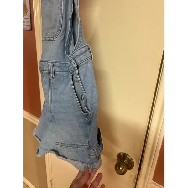 So Light Blue Denim Overalls Shorts Adjustable Straps Women's L Comfortable & Ca - Image 3