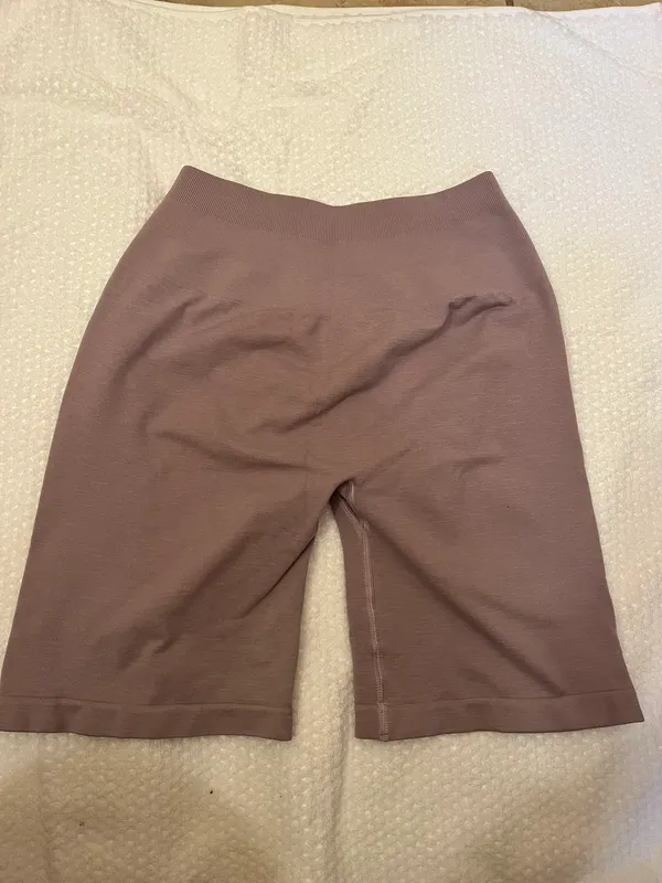 Alphalete Amplify Biker Shorts OG - Image 2