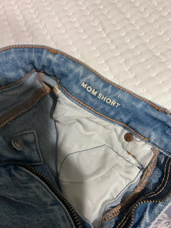 American Eagle Shorts - Image 4