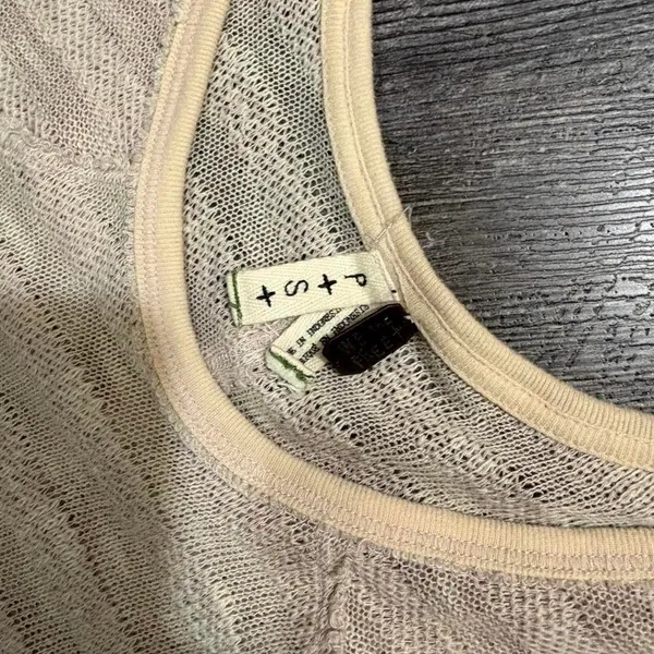 Older Free People‎ cream tank top Size S - Image 4