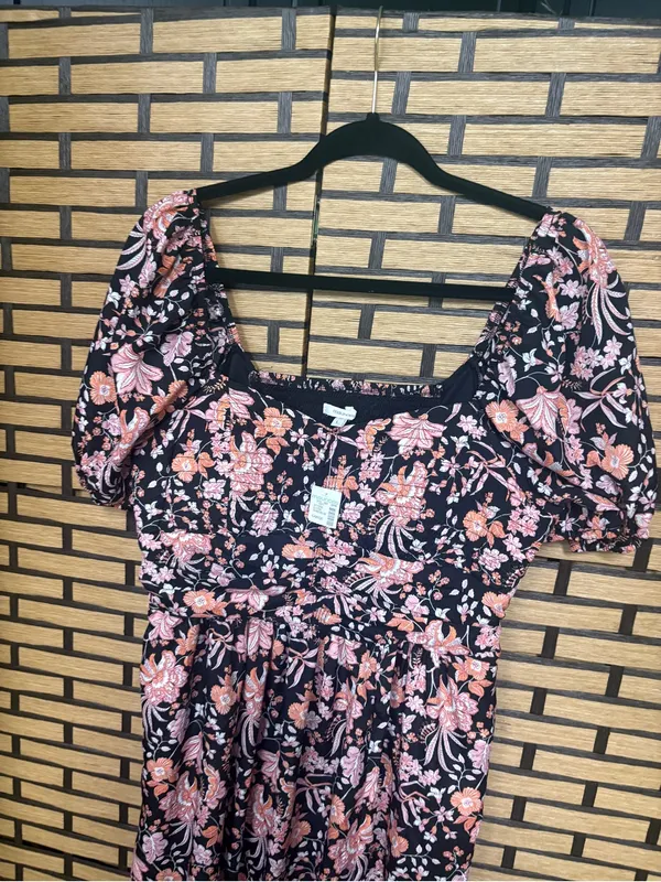 Maurices black and pink floral midi dress size large - Image 3