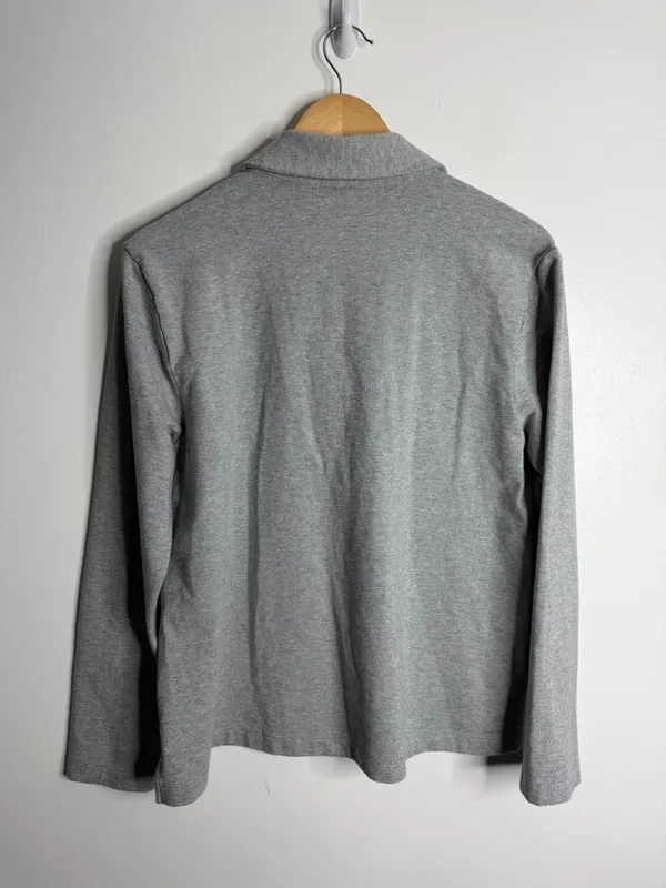 Lilly Pulitzer‎ Emalia Shimmer Terry Top Gray Medium Soft Comfort Minimalist - Image 3