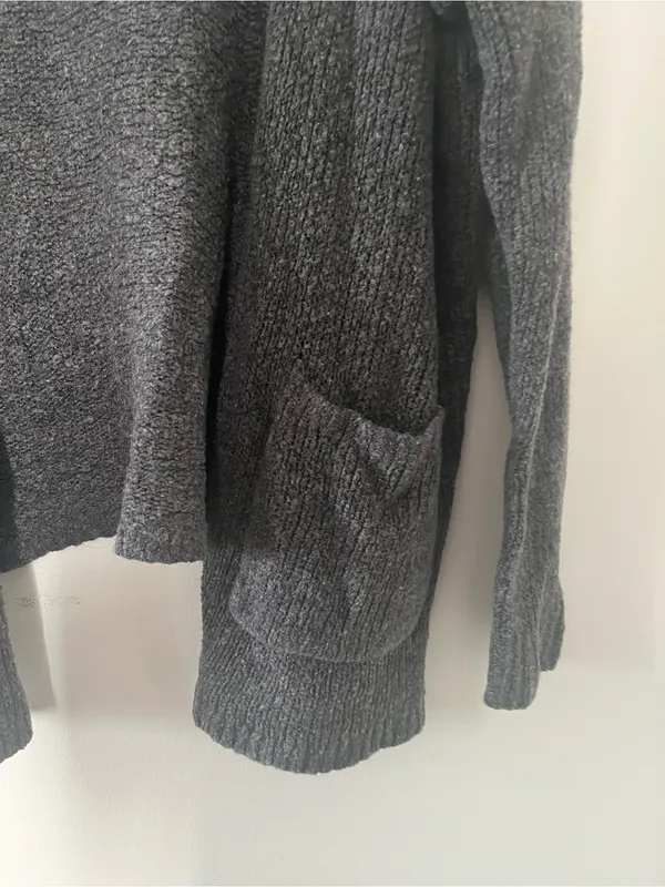 Abercrombie Gray Open Front Cardigan Sweater Small Cozy Knit Pockets Minimalist - Image 3