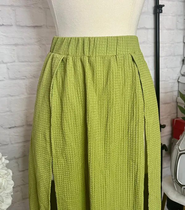 Avocado Green M Slit Skirt - Image 4