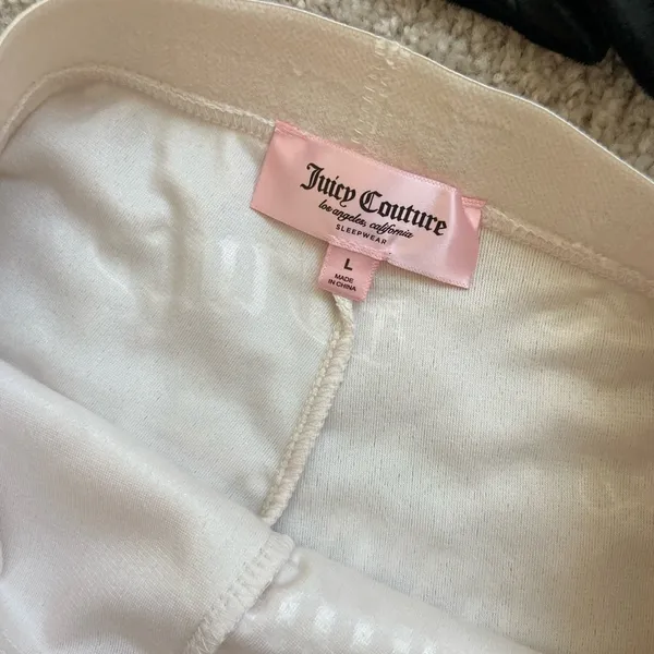 PJ shorts in Ivory. L - Image 6