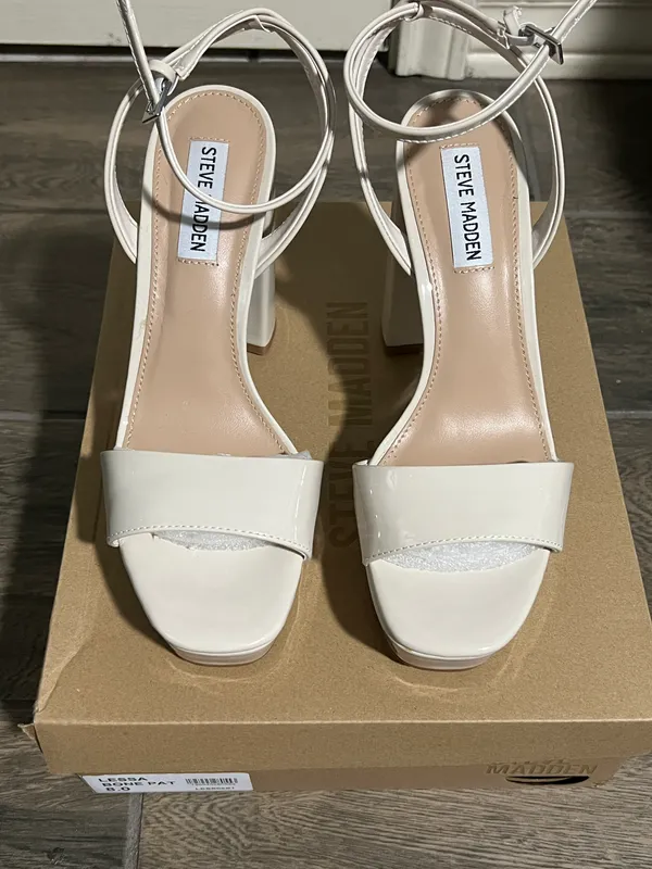 Steve Madden LESSA Heels - Image 4