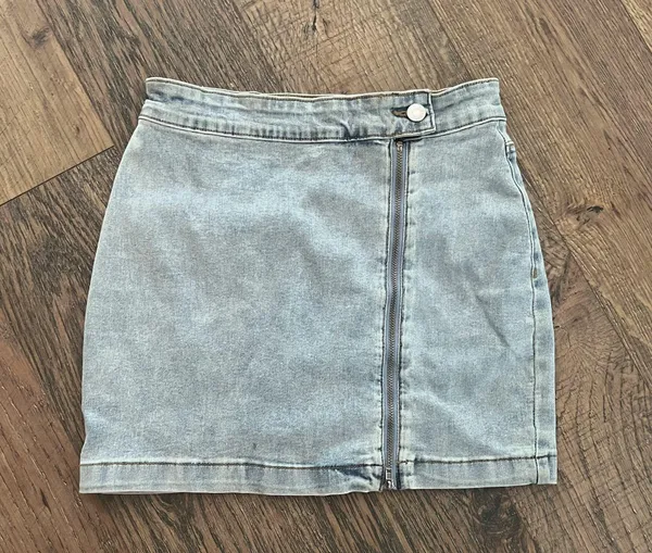 Edikted Zipper Jean Mini Skirt - Image 2