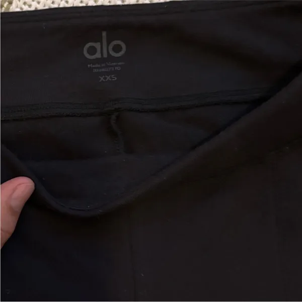 Alo Yoga Flared Pants - Image 8