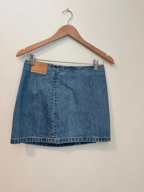 Aritzia Denim Forum Skirt Mini - Image 2