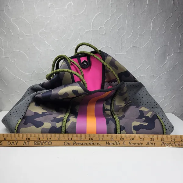 Haute Shore Camo Neoprene Tote Bag Pink Orange Stripe w/ Cosmetic Bag Gym Beach - Image 16