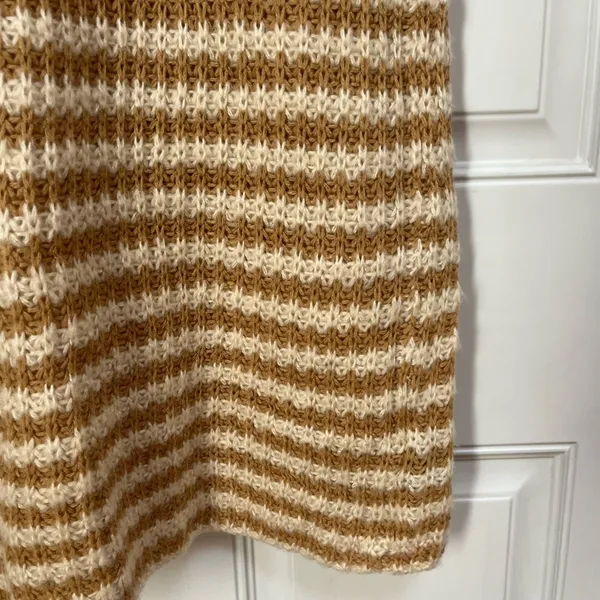 POL knit striped sweater style midi skirt‎ size small tan cream - Image 2