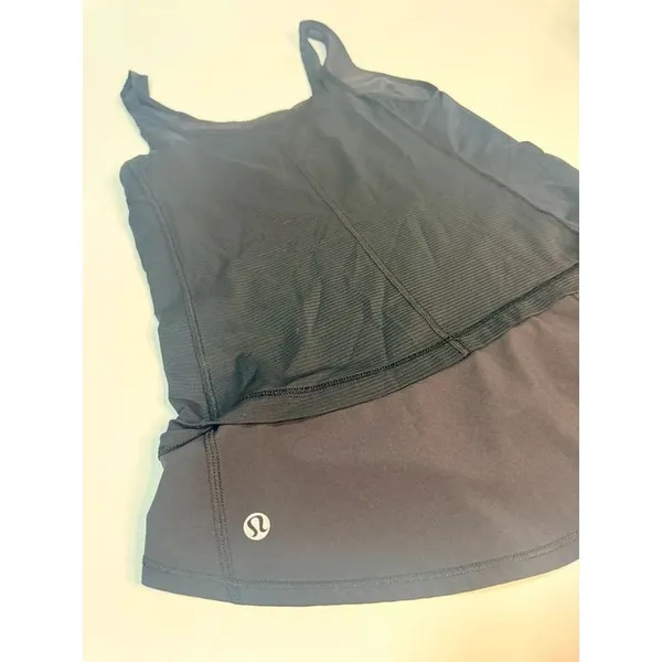 Lululemon size 6 - Image 3