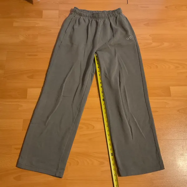Alo Yoga Accolade Straight Leg Sweatpant Steel Grey S - Image 4