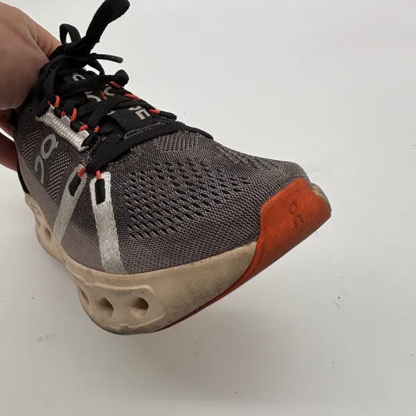 On Cloudsurfer Grey Black Running Shoe Right Shoe Only Womens 6 - Image 6